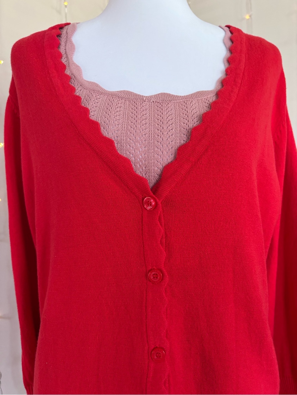 Cherry Red Scalloped Hem Women's Knit Cardigan